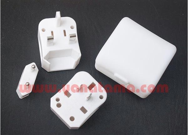 Travel Adapter Uar01 600x400